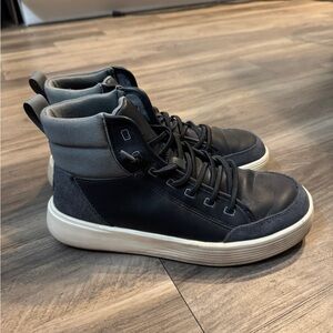Womens HEYDUDE Cody Hi High Top Sneaker - Black and Grey
